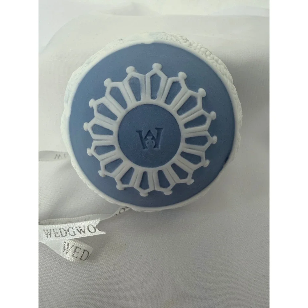 Wedgwood Jasperware Blue White Winter Scene Christmas Ball Ornament Bauble